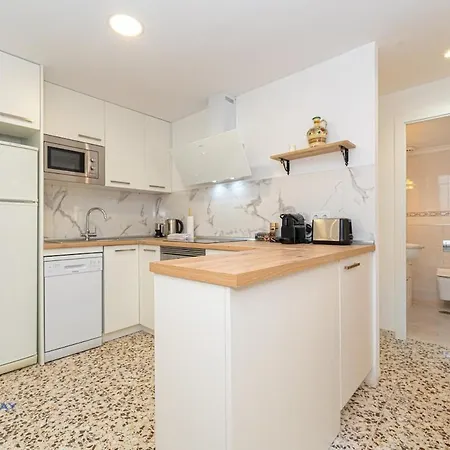 2 Bed 2 Bath Magnus Apartament *