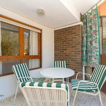 2 Bed 2 Bath Magnus 坎佩略