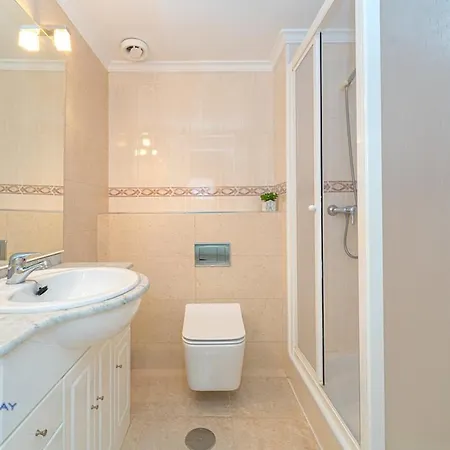 2 Bed 2 Bath Magnus Apartament
