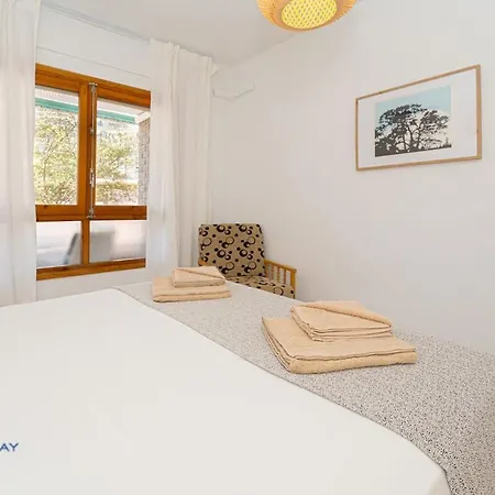 2 Bed 2 Bath Magnus